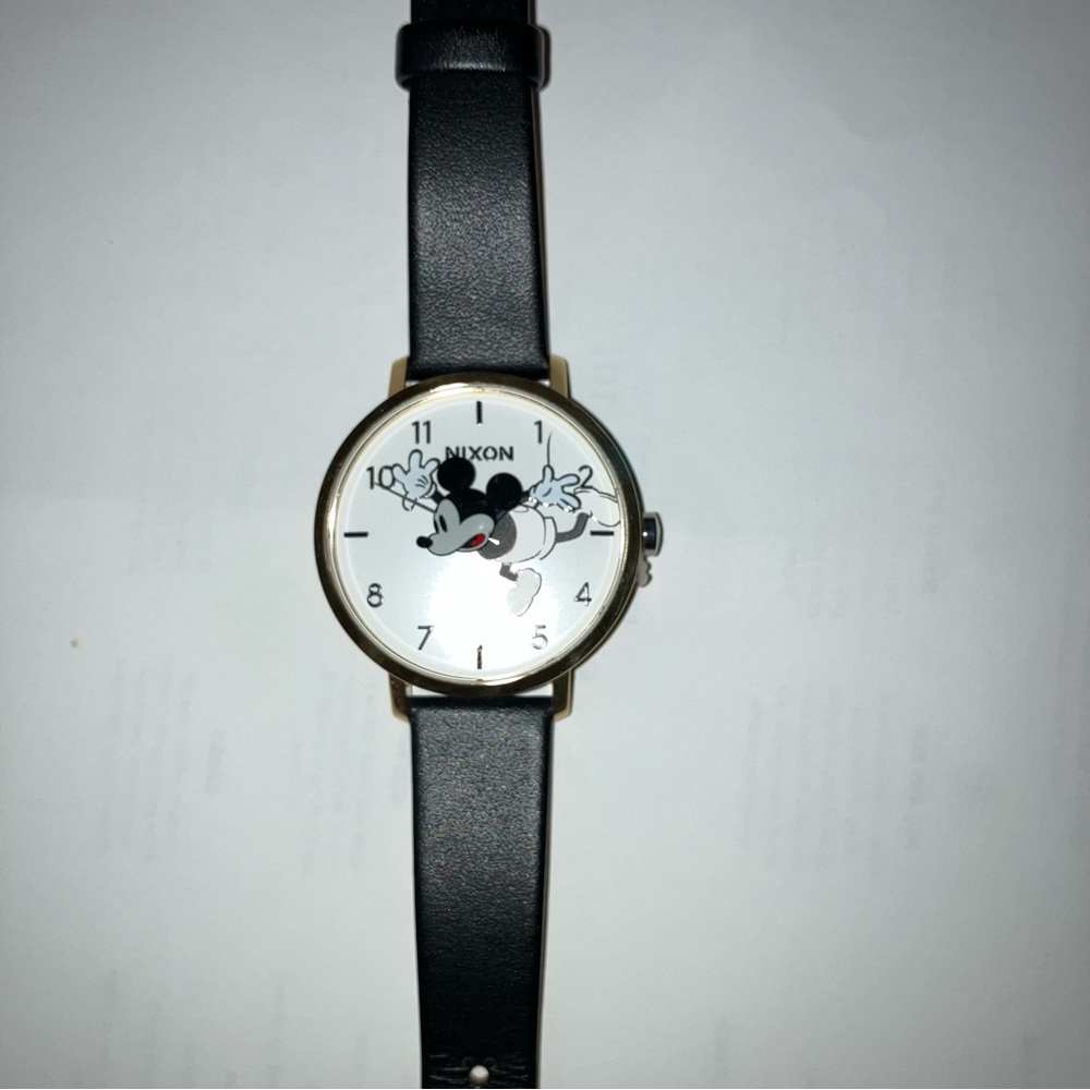 Mickey Mouse watch Disney x Nixon